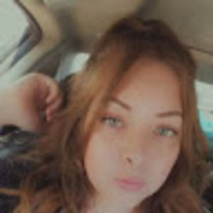 Meet your Posher, Adriana